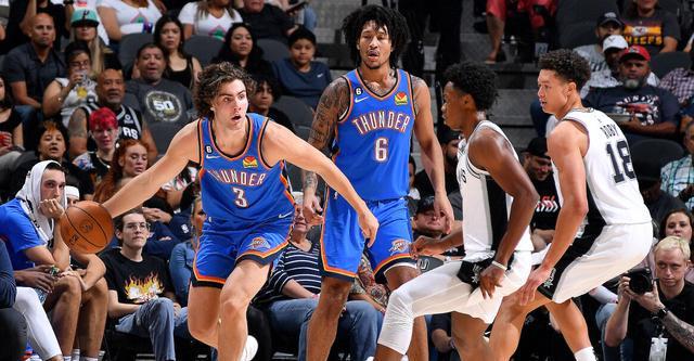 在英超激烈 在英超激烈