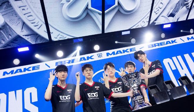 虽然阵中年 虽然阵中年