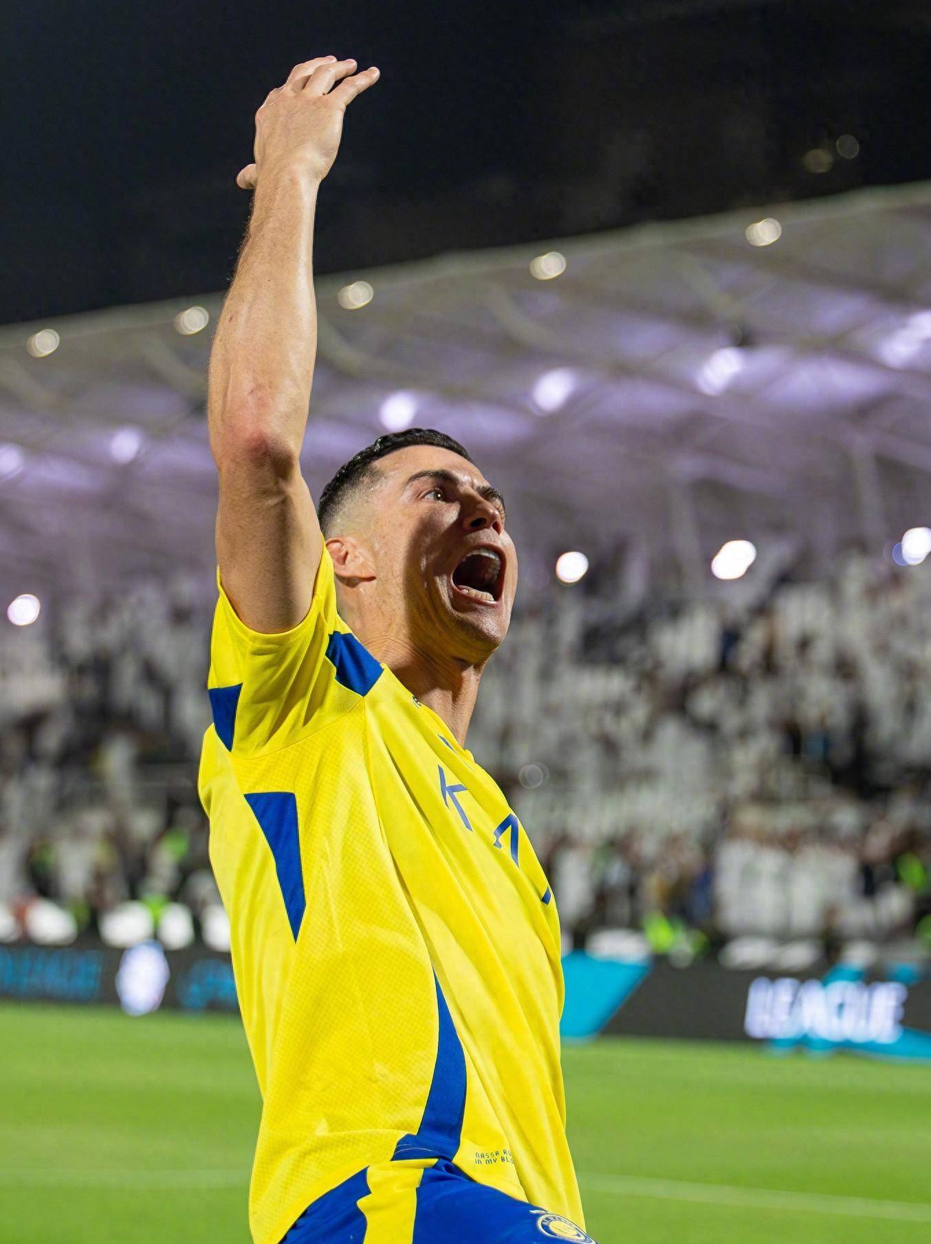 表现虽然顽 表现虽然顽